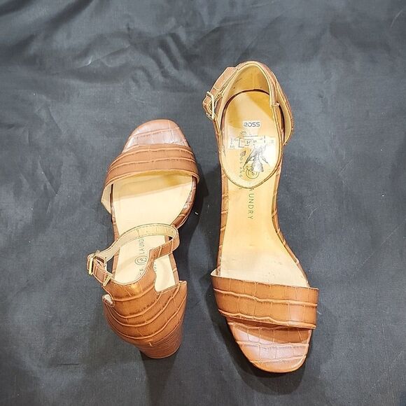 CHINESE LAUNDRY ROUND TOE BLOCK HEEL SANDAL - Picture 14 of 14